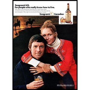 1971 Seagram's VO Whisky Vintage Print Ad Horseback Beach Couple Wall Art Photo